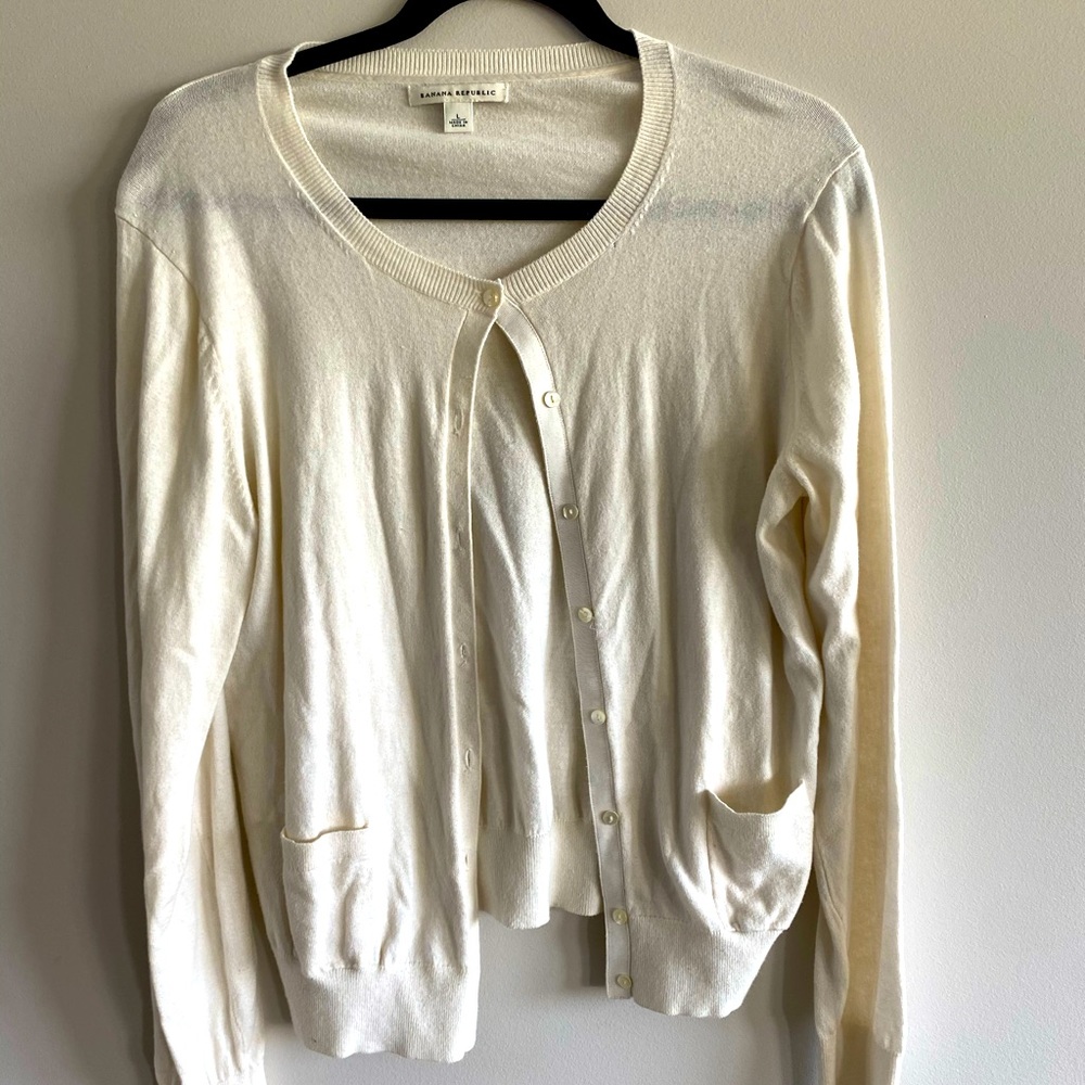 Cream Banana Republic Cardigan